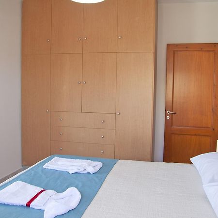 חאניה Alkyonida Apartments מראה חיצוני תמונה