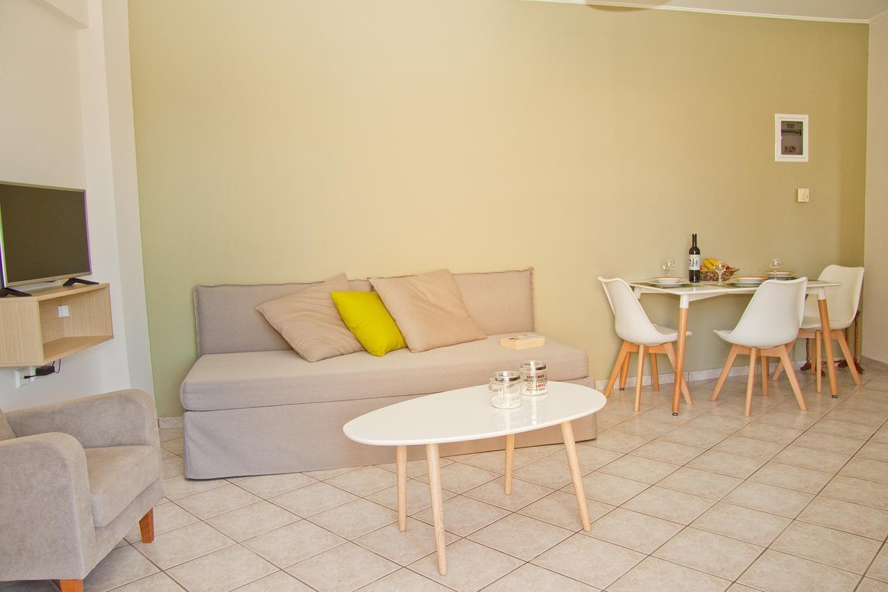 חאניה Alkyonida Apartments מראה חיצוני תמונה